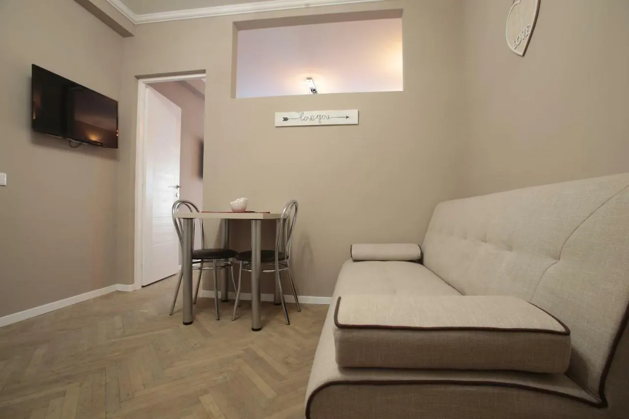 Live Bucharest Apartment